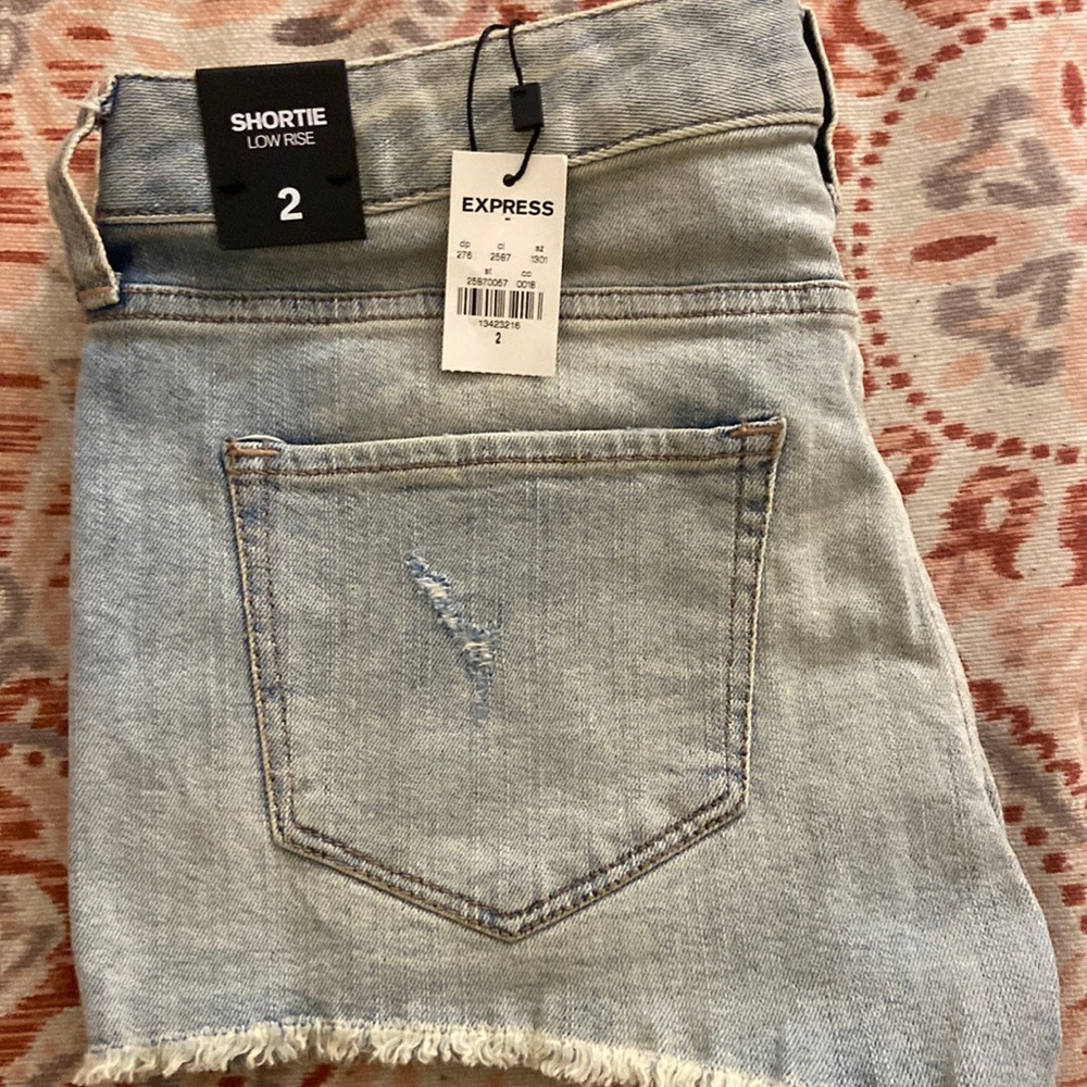 New Women Express shorts